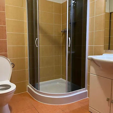 Gasthuis Rozmberska 4*